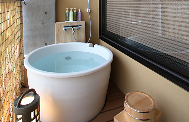 Twin beded room, Open-air bath